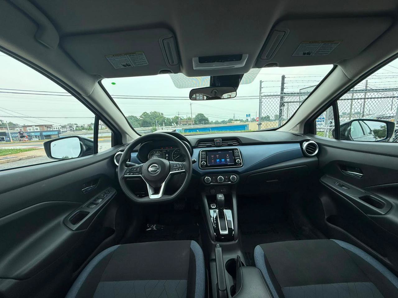 Used 2025 Nissan Versa SV w/ Trunk Package FWD image 16