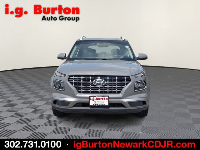 Used 2022 Hyundai Venue SEL FWD video 2