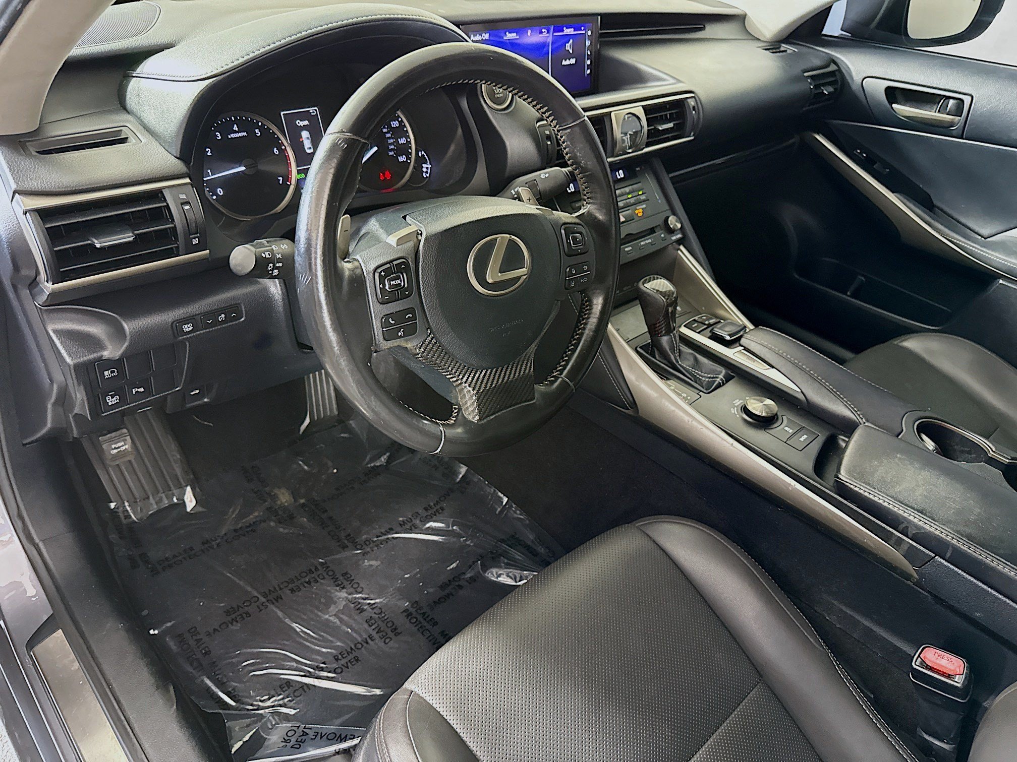 Used 2018 Lexus IS 300 w/ Comfort Package RWD image 23