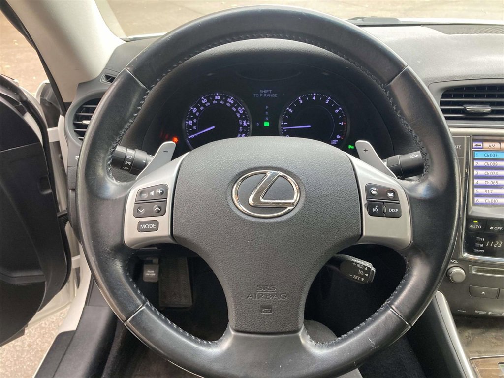 Used 2013 Lexus IS 350C image 19