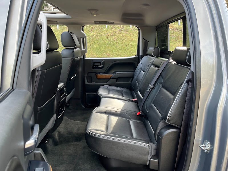 Used 2017 Chevrolet Silverado 1500 High Country image 47