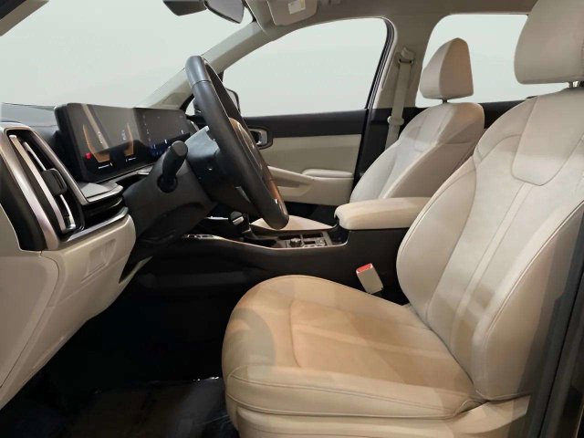 Used 2025 Kia Sorento S AWD/4WD image 36