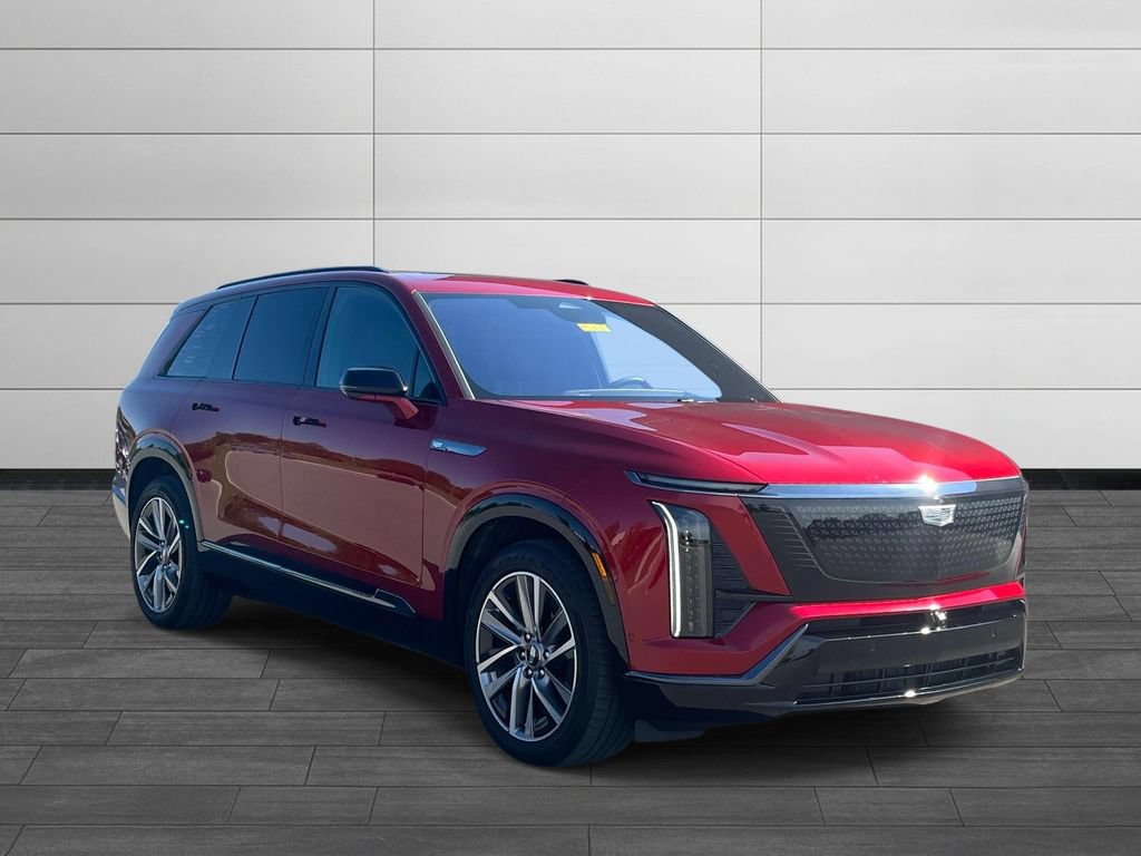 Certified 2026 Cadillac Vistiq Luxury w/ LPO, Floor Liner Package AWD/4WD image 7