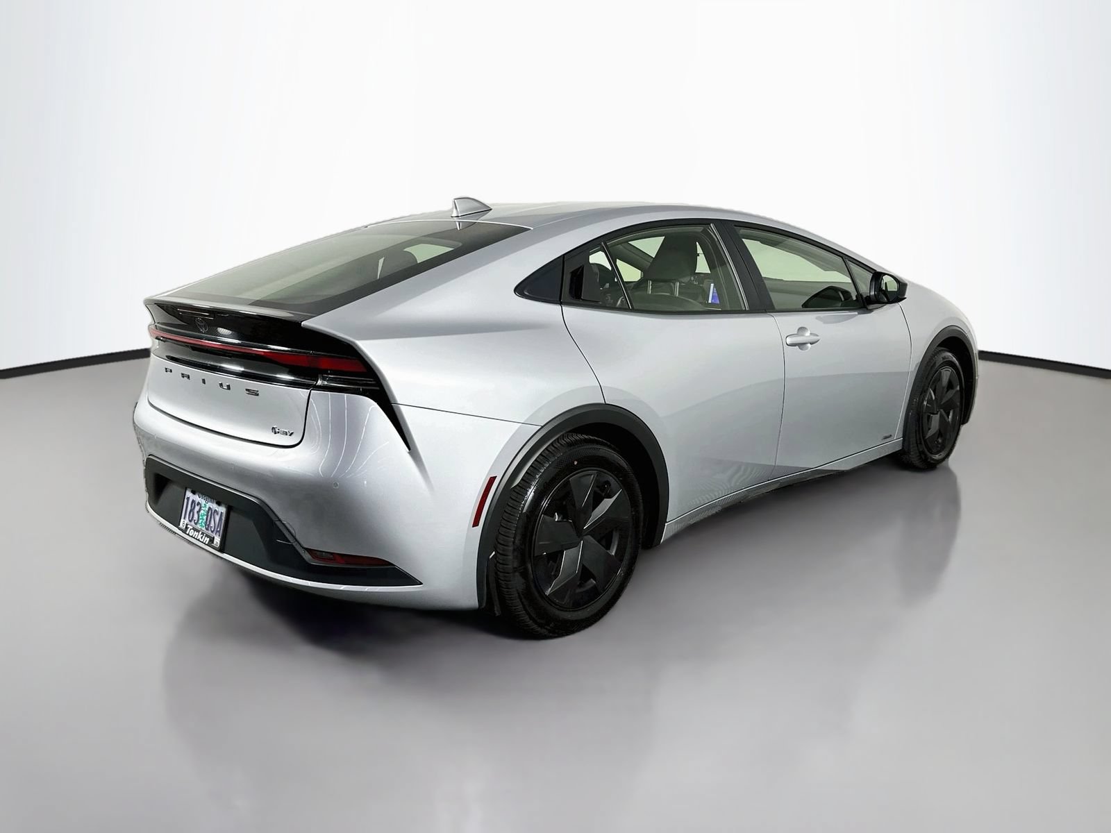 Used 2025 Toyota Prius Limited AWD/4WD image 7