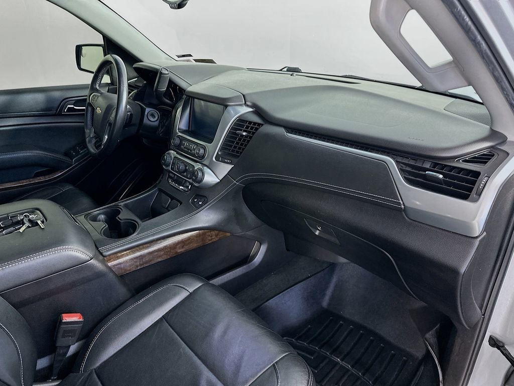 Used 2016 Chevrolet Suburban LT AWD/4WD image 32