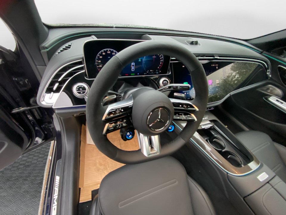 New 2026 Mercedes-Benz E 53 AMG e 4MATIC Sedan image 10