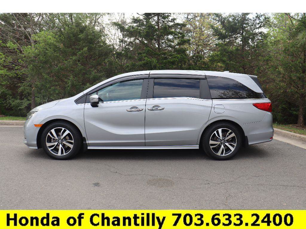 Certified 2023 Honda Odyssey Touring image 4
