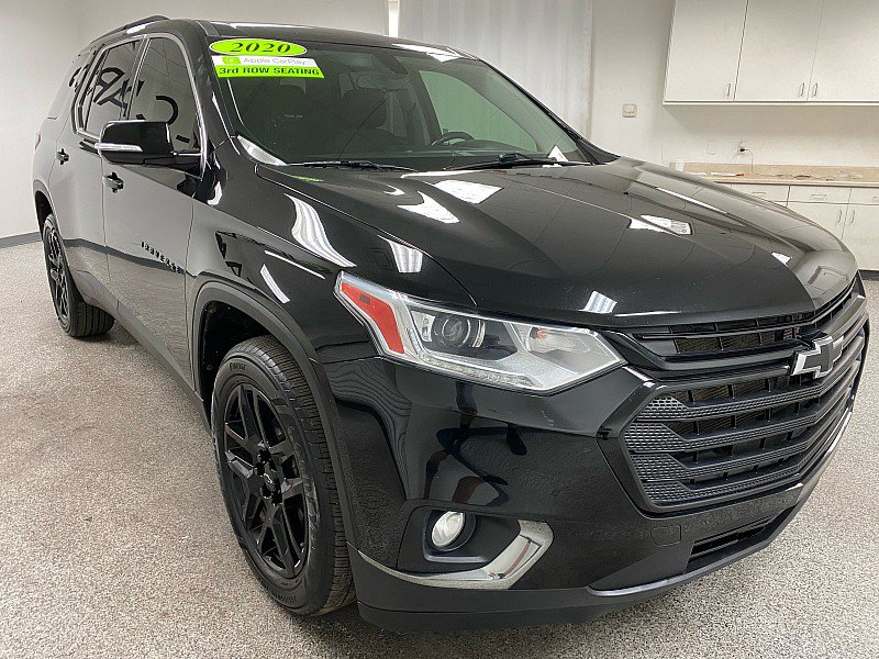 Used 2020 Chevrolet Traverse LT FWD image 3