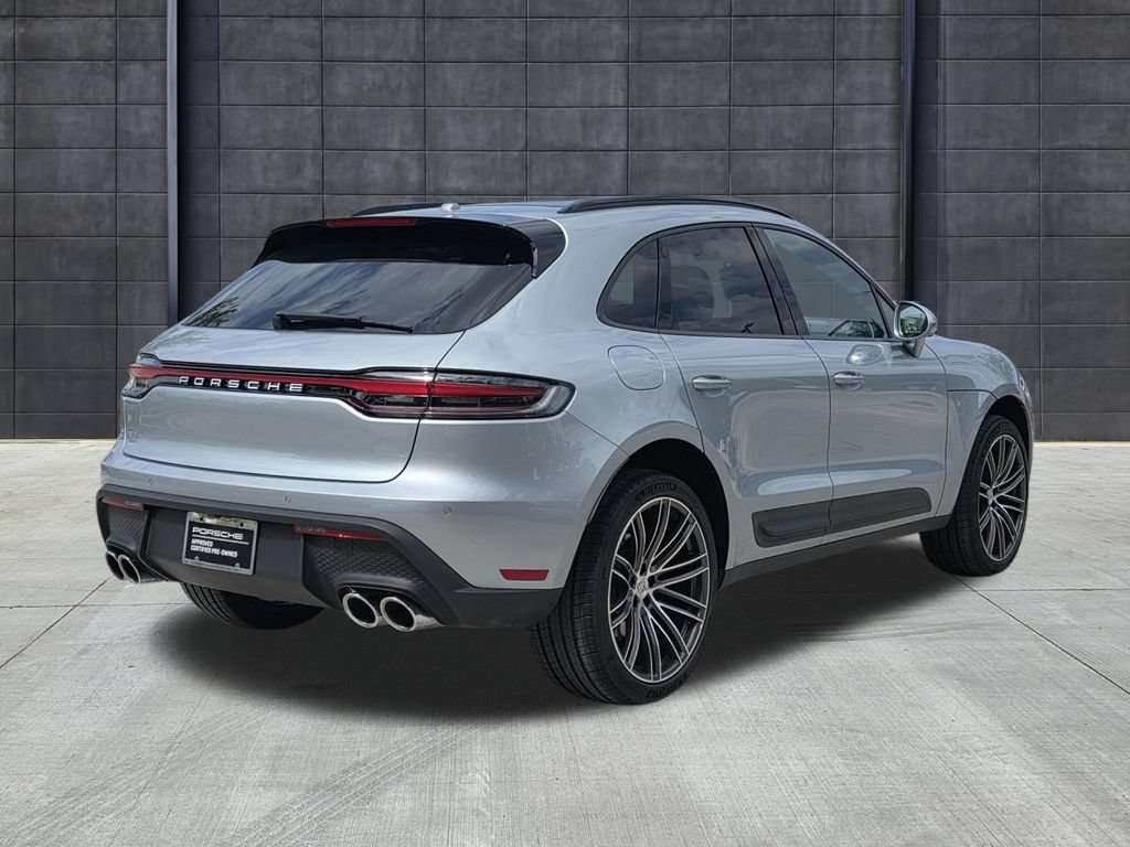 Certified 2026 Porsche Macan AWD/4WD image 9