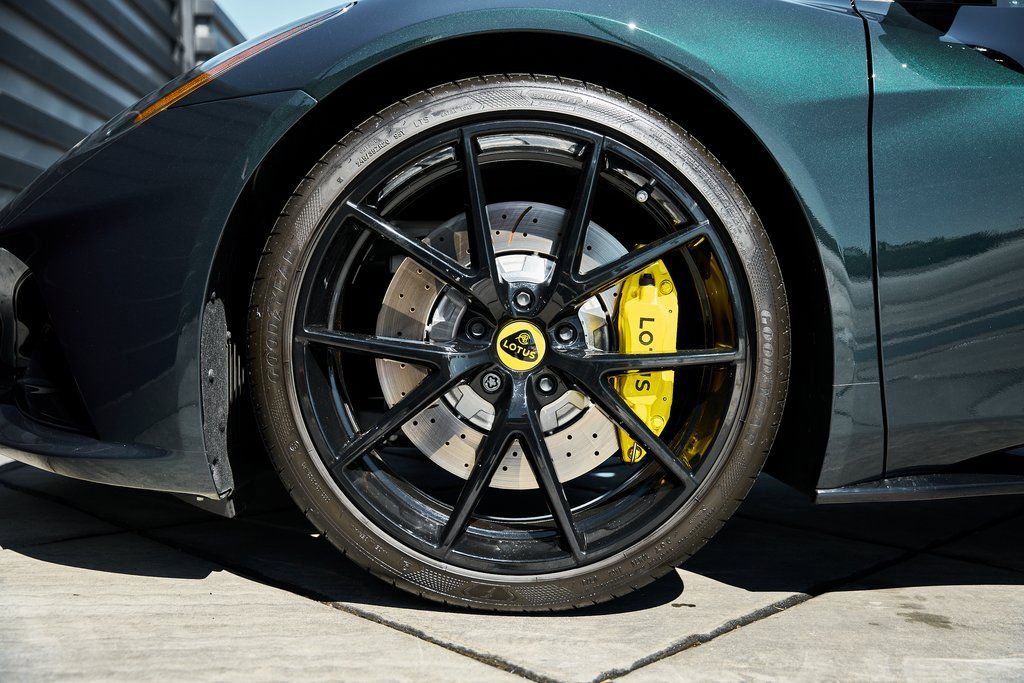 Used 2024 Lotus Emira First Edition image 3