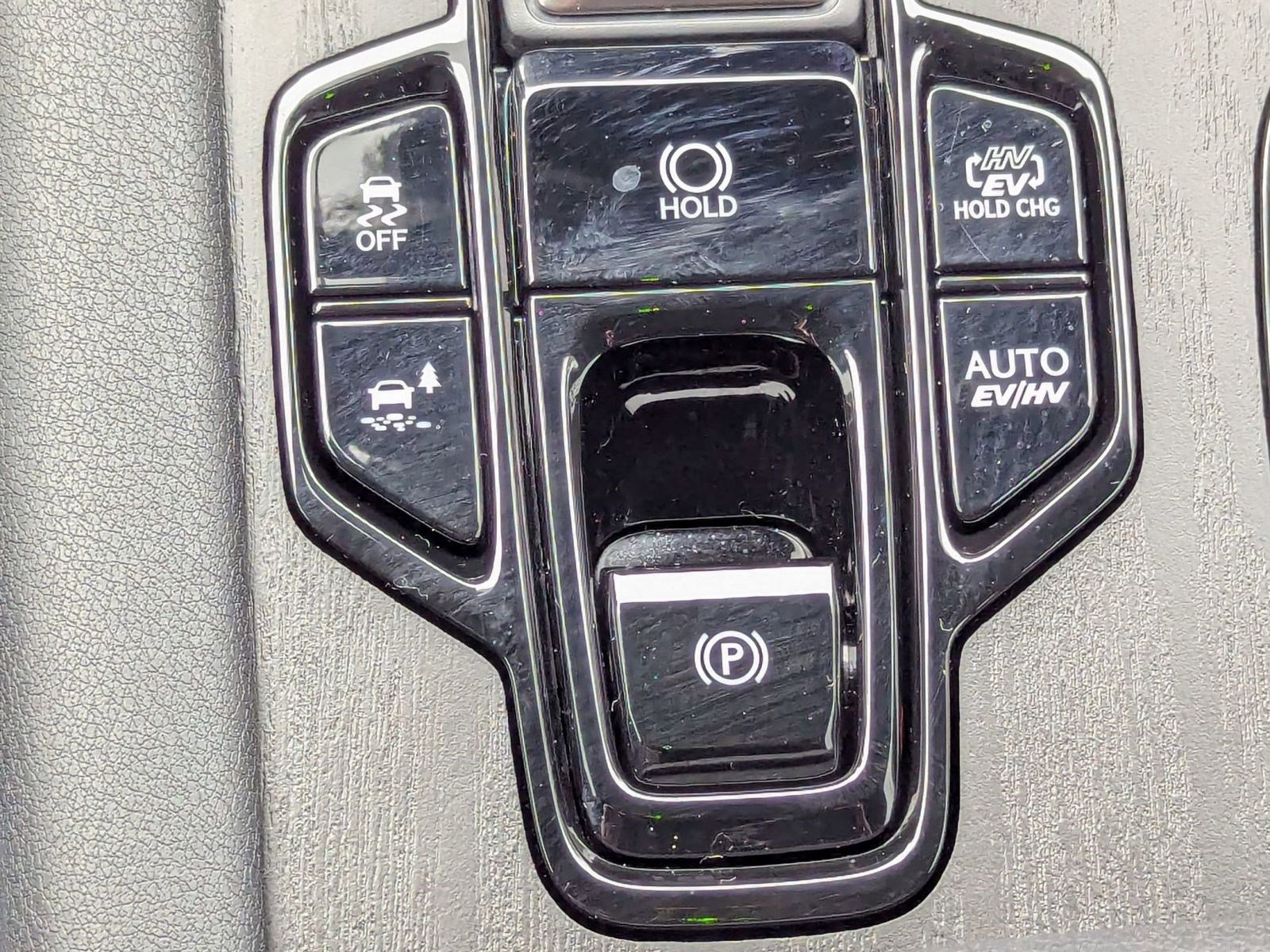 Certified 2025 Lexus RX 450h AWD w/ Luxury Package image 33