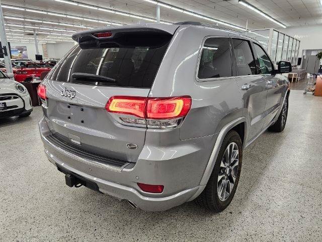 Used 2018 Jeep Grand Cherokee Overland AWD/4WD image 5