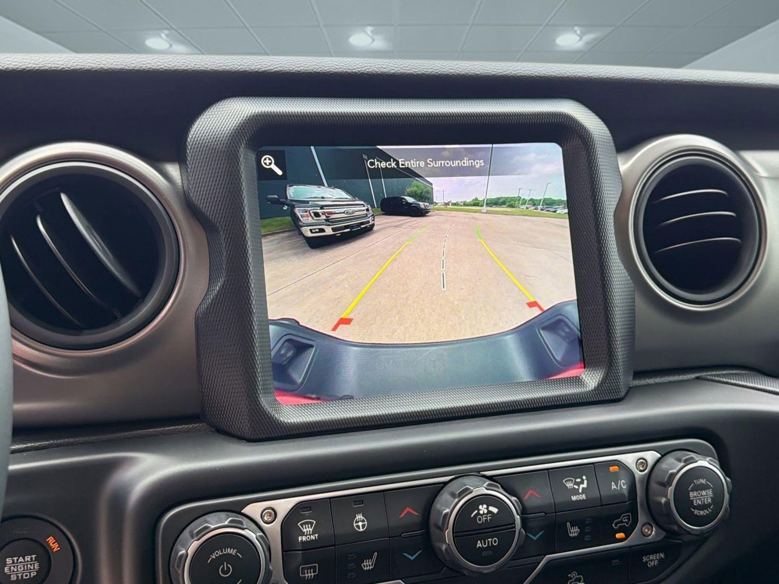 Used 2023 Jeep Gladiator Sport AWD/4WD image 25