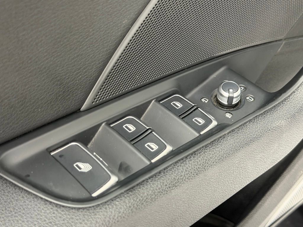 Used 2016 Audi A3 2.0T Prestige w/ Prestige Package image 18