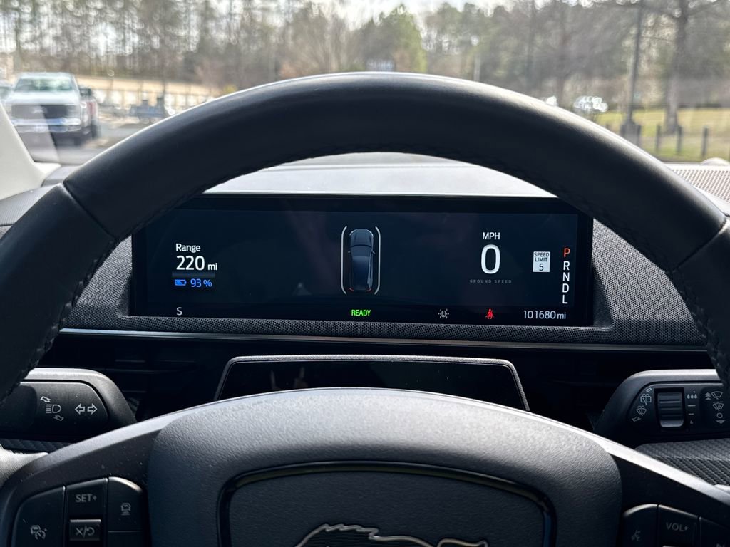 Used 2021 Ford Mustang Mach-E Premium image 8