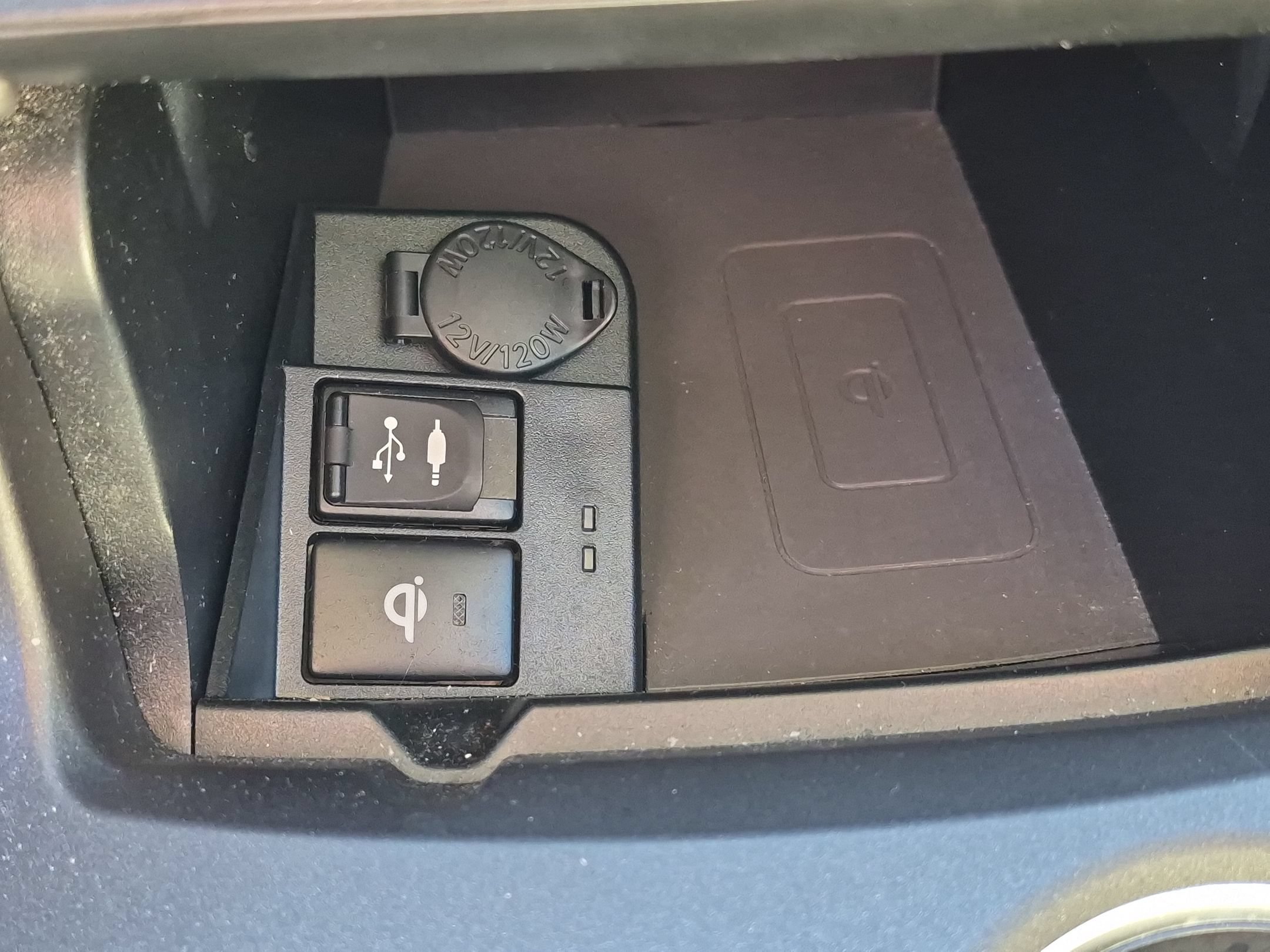 Used 2017 Toyota Camry XLE FWD image 24