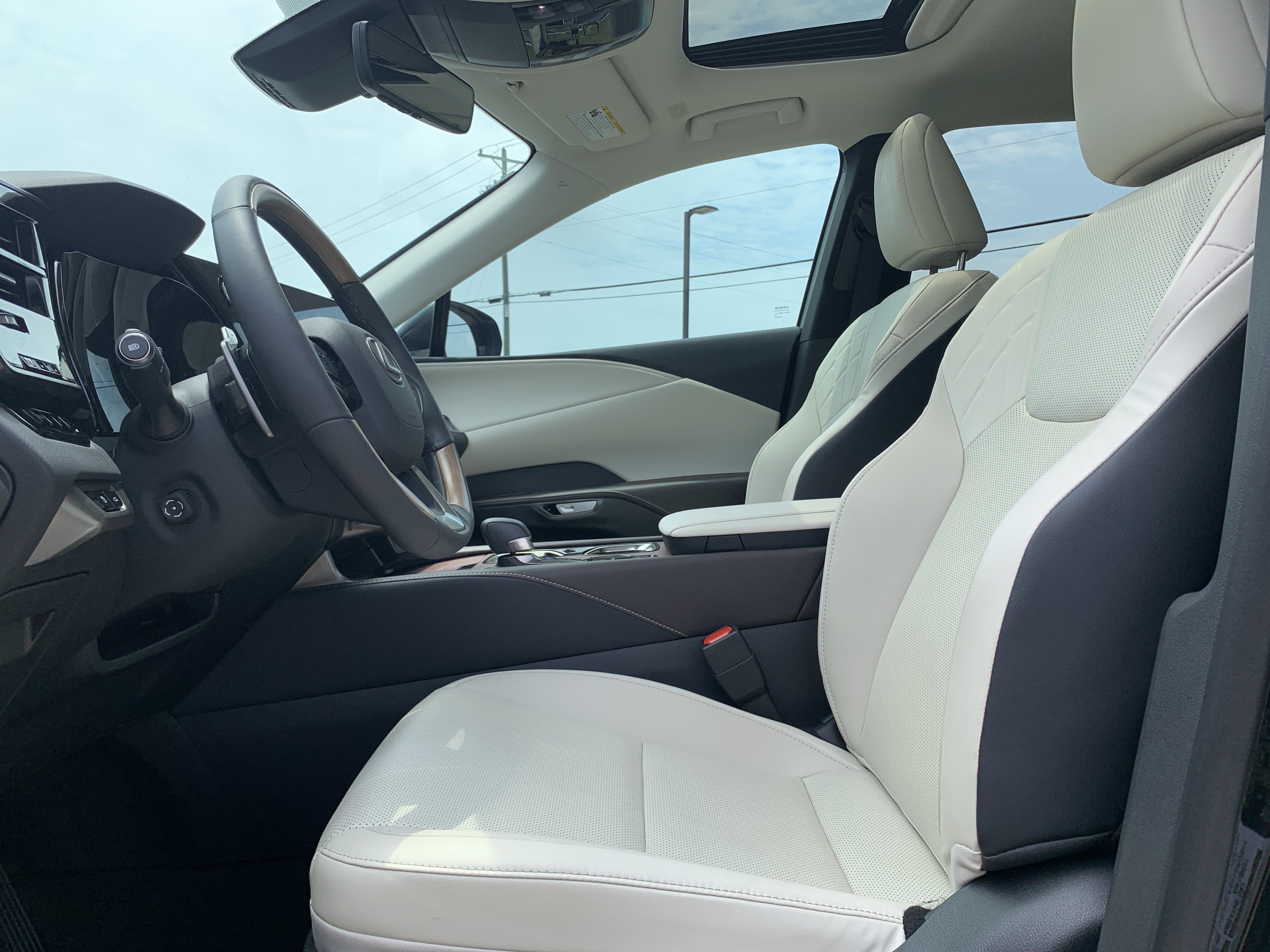 Certified 2023 Lexus RX 350 Premium w/ Cold Area Package FWD image 16
