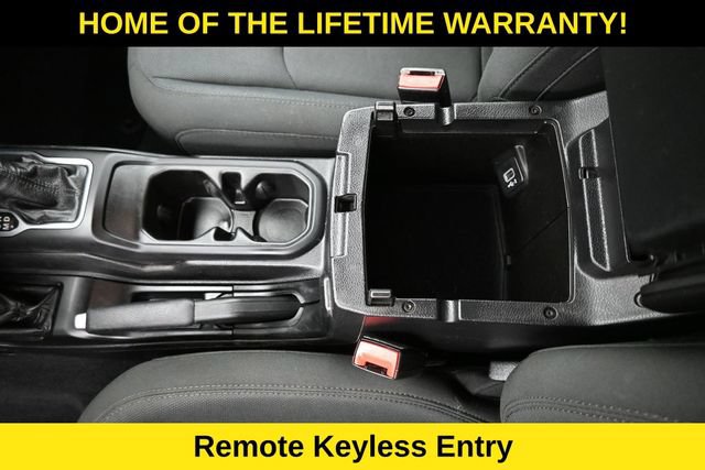 Used 2022 Jeep Wrangler Unlimited Sport AWD/4WD image 34