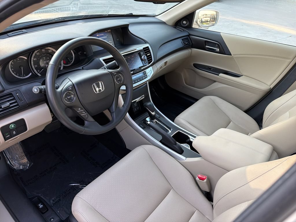 Used 2015 Honda Accord EX-L image 13