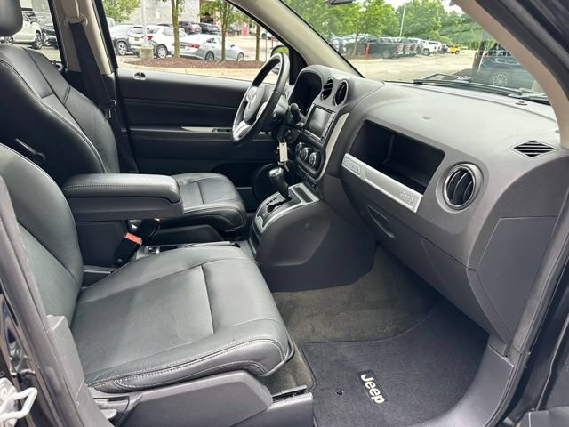 Used 2016 Jeep Compass High Altitude AWD/4WD image 27