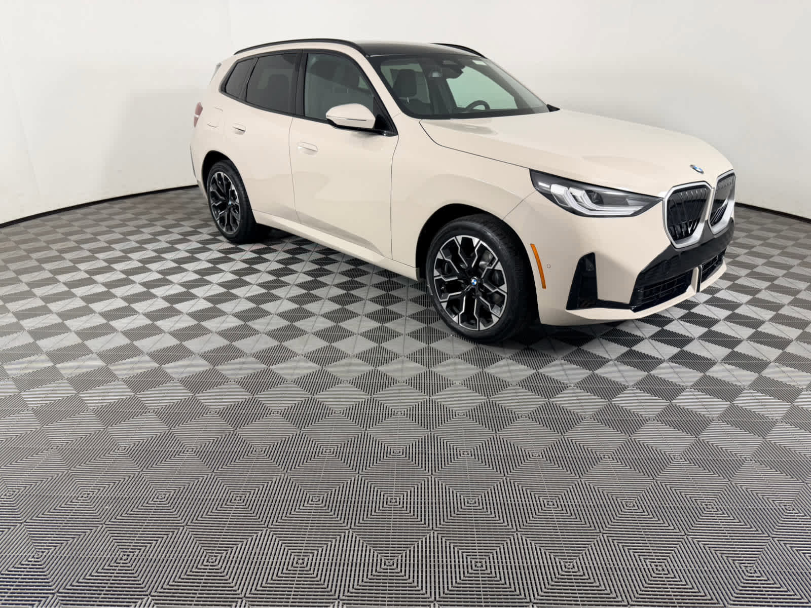 New 2026 BMW X3 xDrive30 w/ M Sport Package AWD/4WD image 1