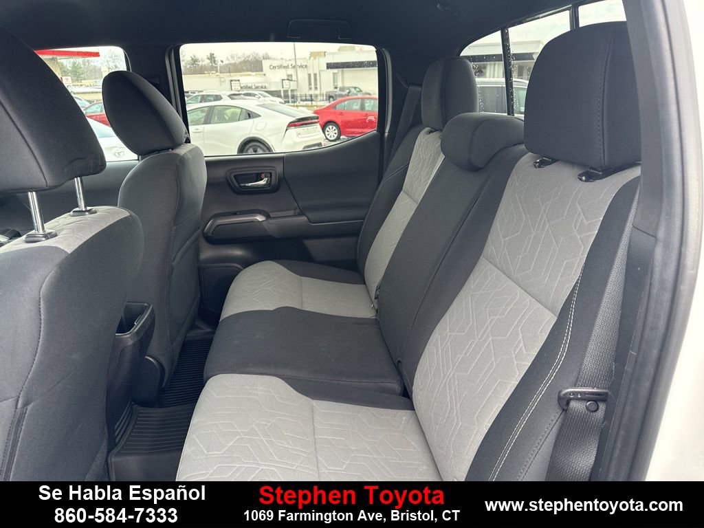 Used 2022 Toyota Tacoma TRD Off-Road w/ Technology Package image 10