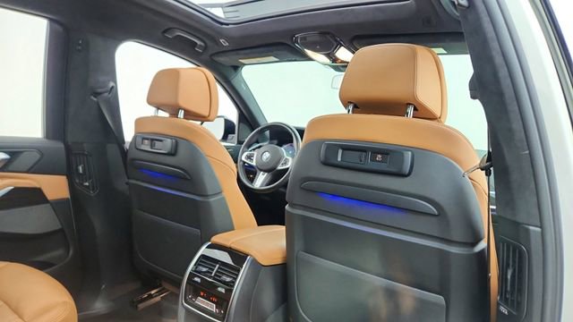 Used 2021 BMW X7 xDrive40i w/ M Sport Package image 27