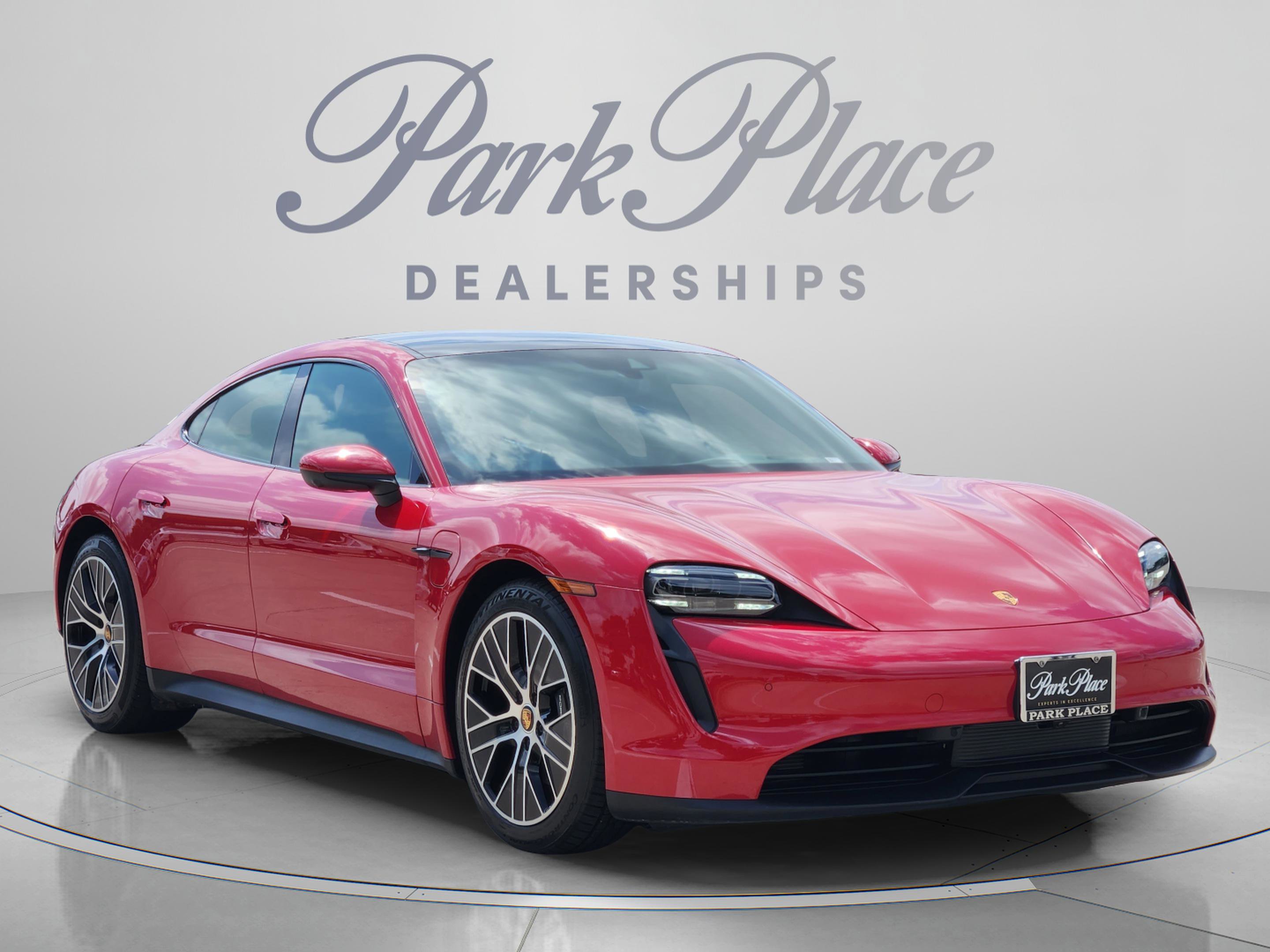 Used 2021 Porsche Taycan RWD image 4