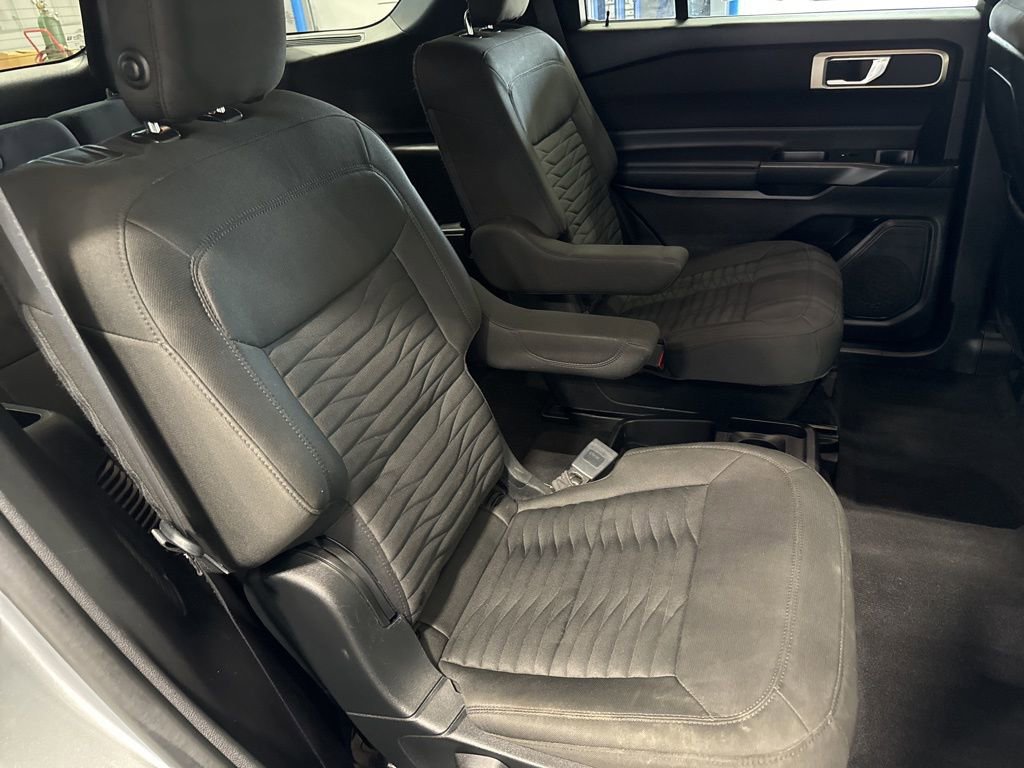Used 2020 Ford Explorer XLT w/ Comfort Package image 36