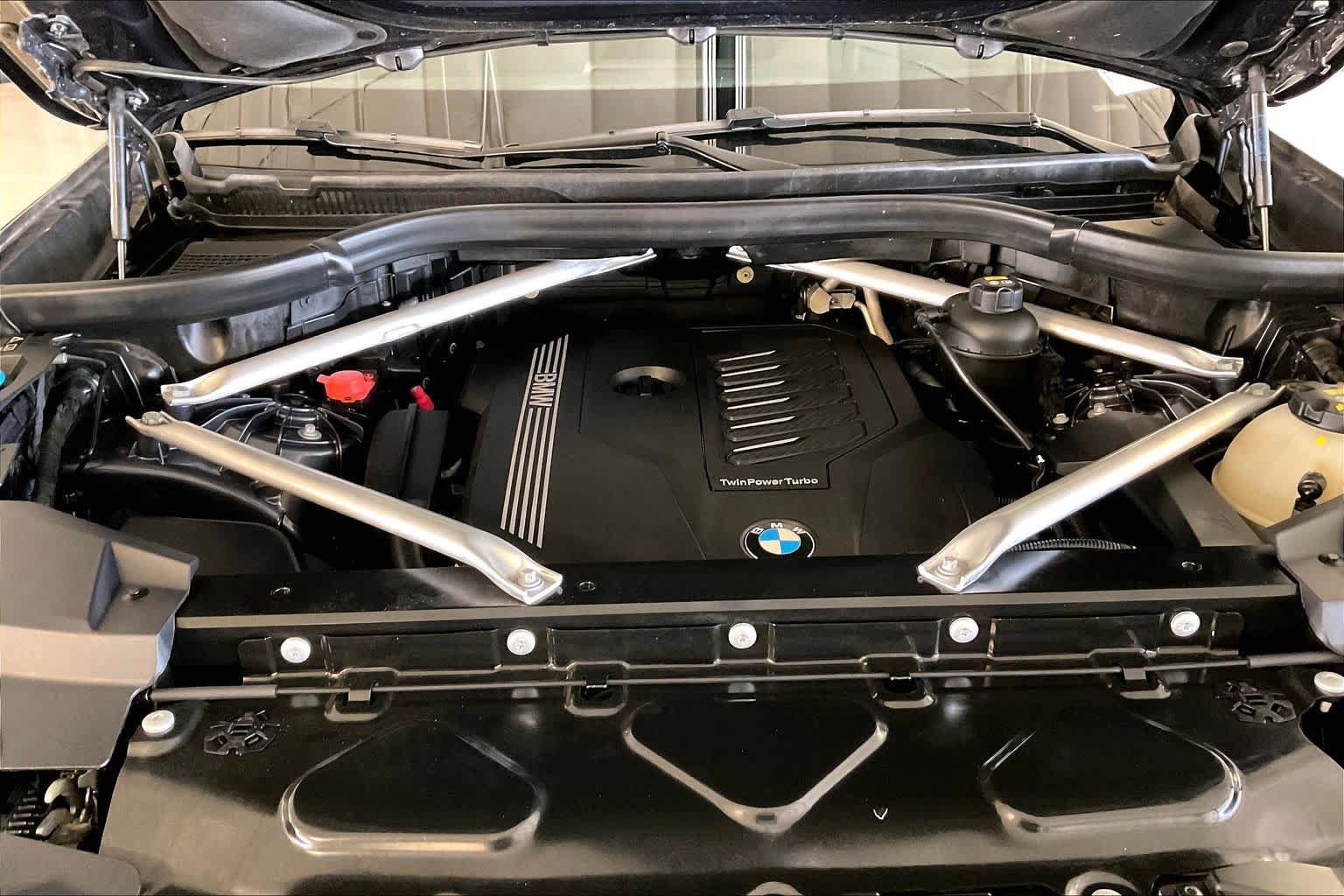 Used 2019 BMW X5 xDrive40i w/ Premium Package 2 AWD/4WD image 56