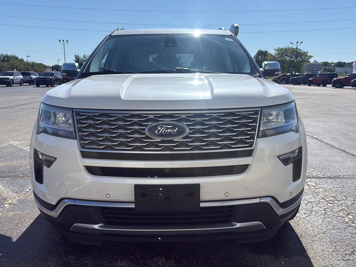 Used 2019 Ford Explorer Platinum AWD/4WD image 13