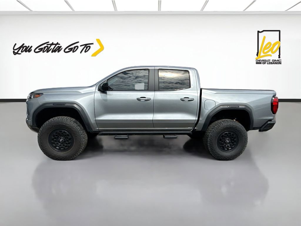 Used 2024 GMC Canyon AT4X AWD/4WD image 8