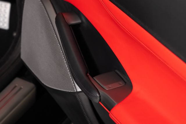 Used 2019 Ferrari Portofino RWD image 65