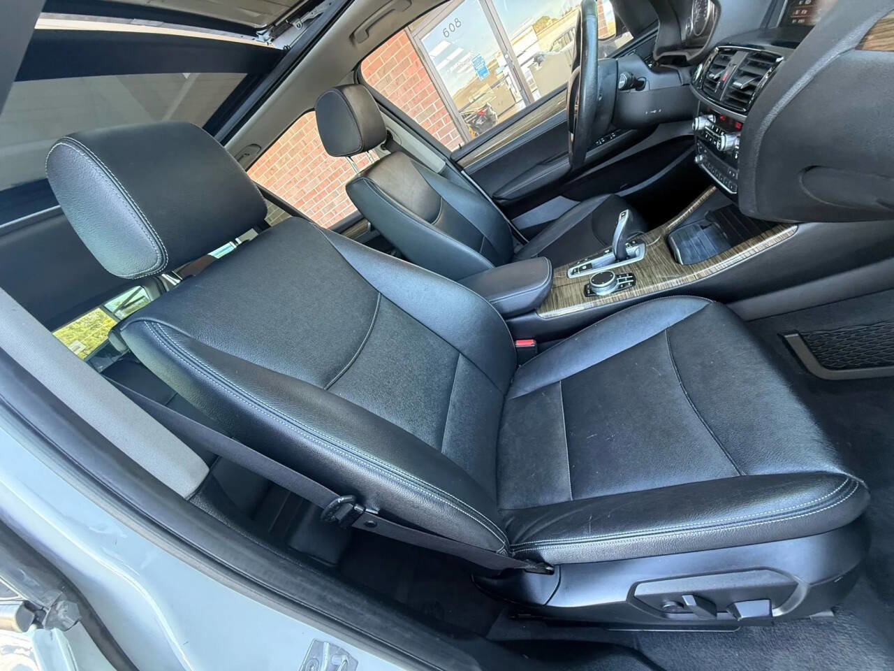 Used 2017 BMW X3 xDrive28i image 19