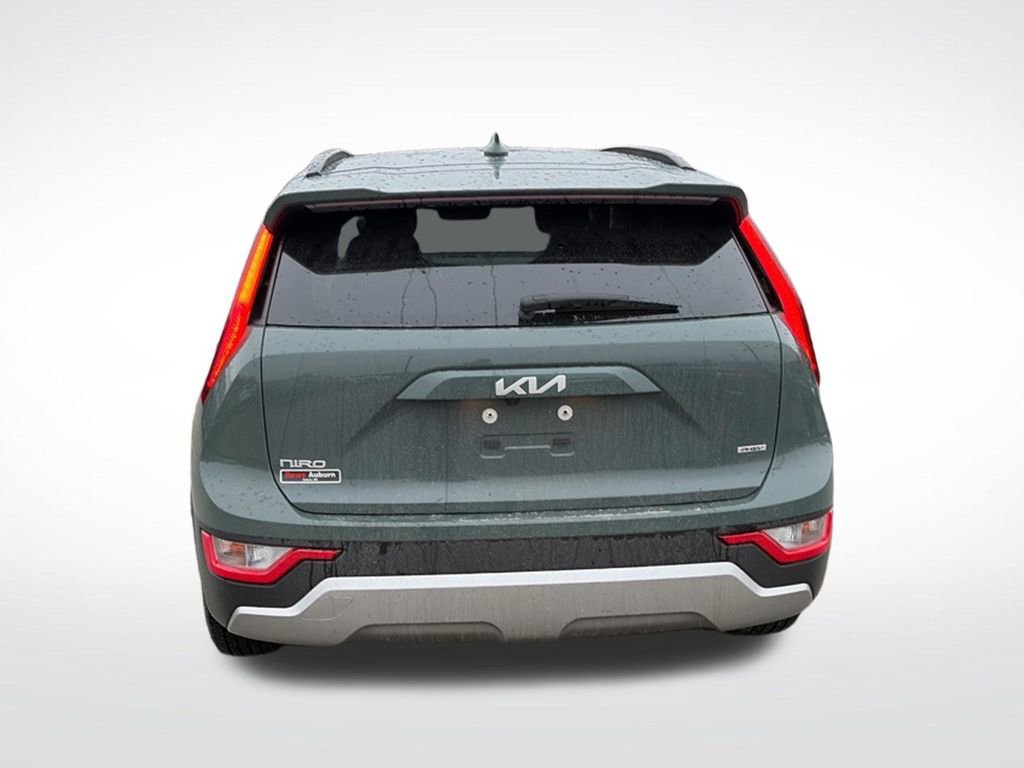 Used 2023 Kia Niro EX w/ EX Cold Weather Package FWD image 6