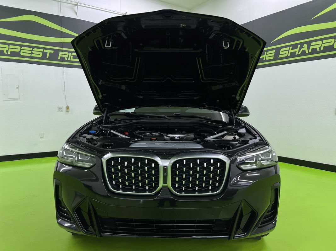 Used 2022 BMW X4 xDrive30i w/ M Sport Package 2 AWD/4WD image 4