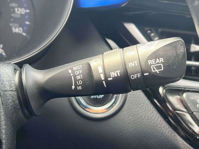 Certified 2021 Toyota C-HR XLE image 22