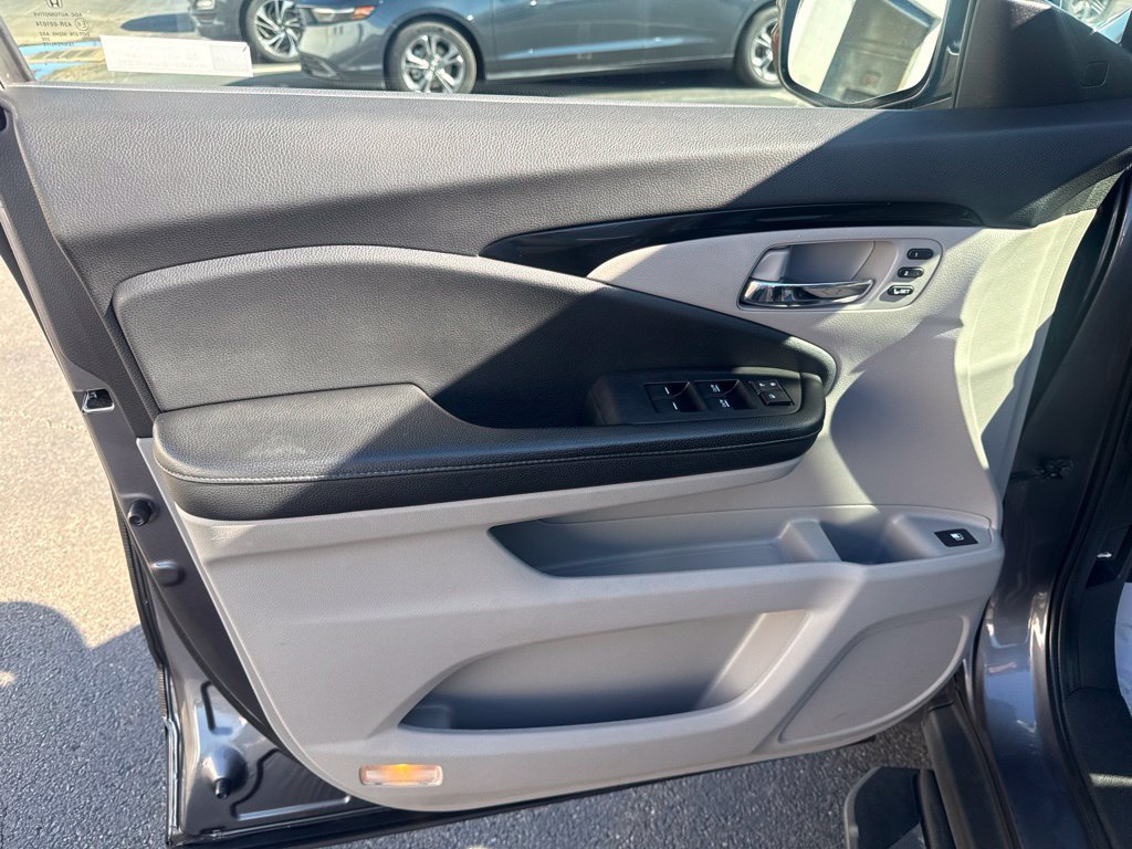 Used 2019 Honda Ridgeline RTL-E image 23