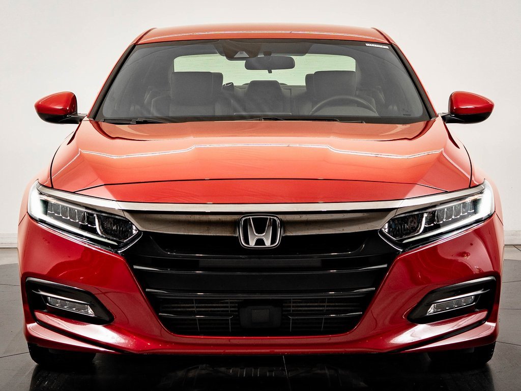 Used 2018 Honda Accord Sport image 2