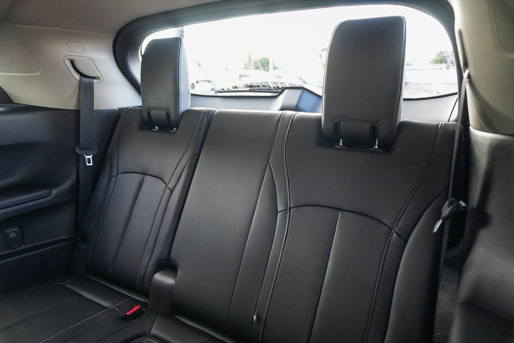 Certified 2025 INFINITI QX60 Pure image 25