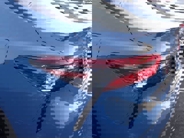 Used 2023 Toyota Camry XSE image 21