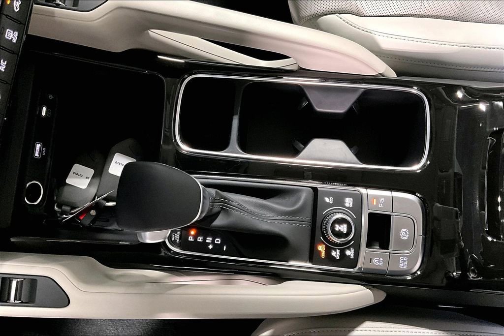New 2025 Kia Telluride S image 29