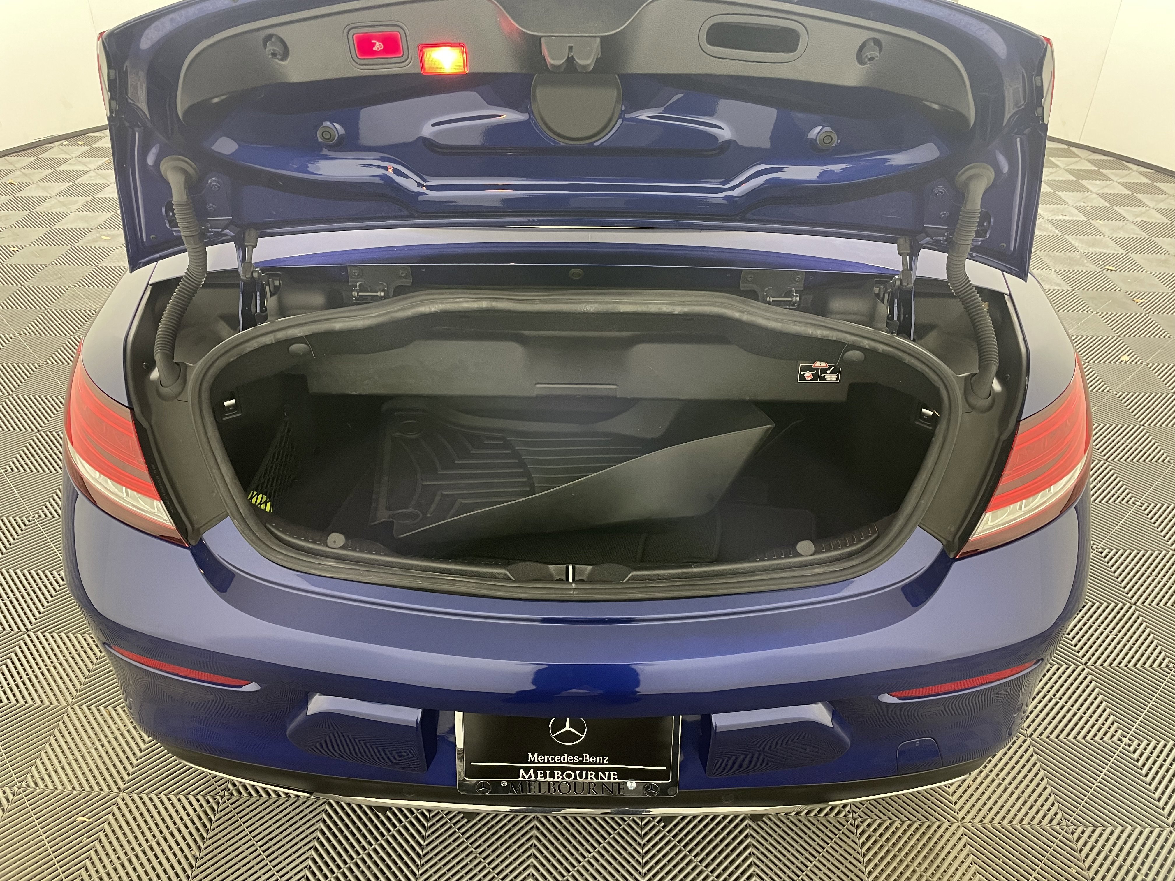 Used 2019 Mercedes-Benz C 300 Cabriolet image 19