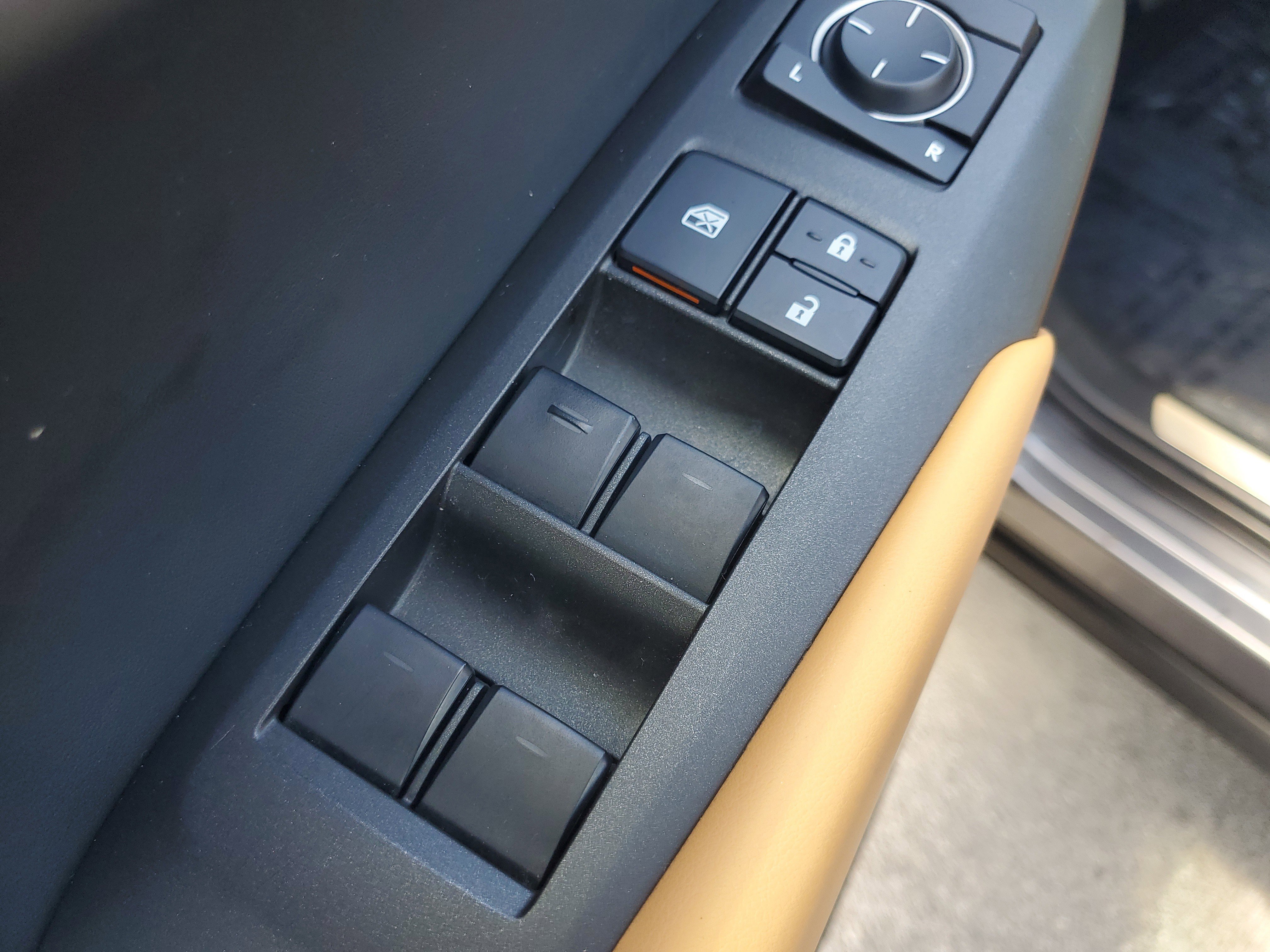 Used 2016 Lexus NX 200t FWD w/ Premium Package image 20