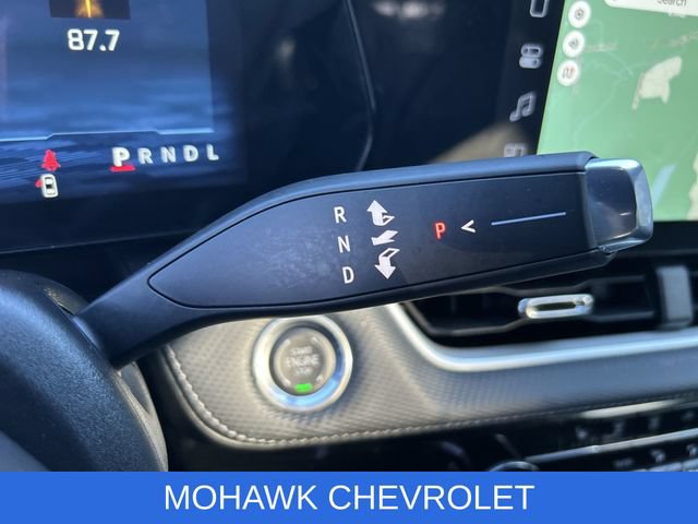 Used 2026 Chevrolet Equinox LT AWD/4WD image 16