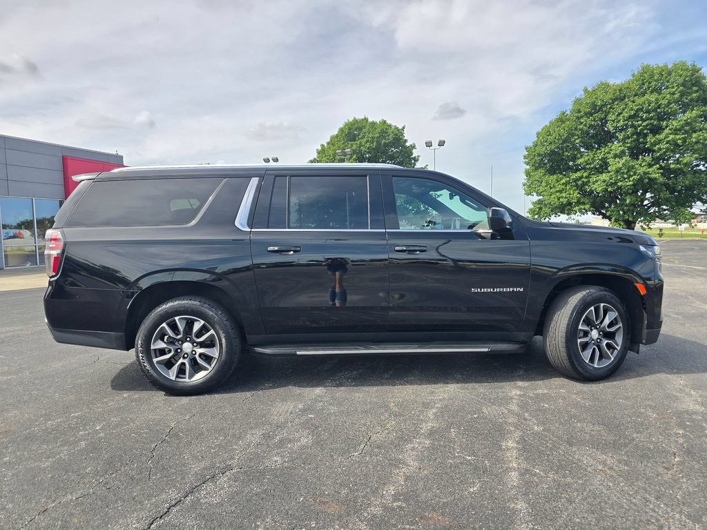 Used 2021 Chevrolet Suburban LT w/ Rear Media and Nav Package AWD/4WD image 19