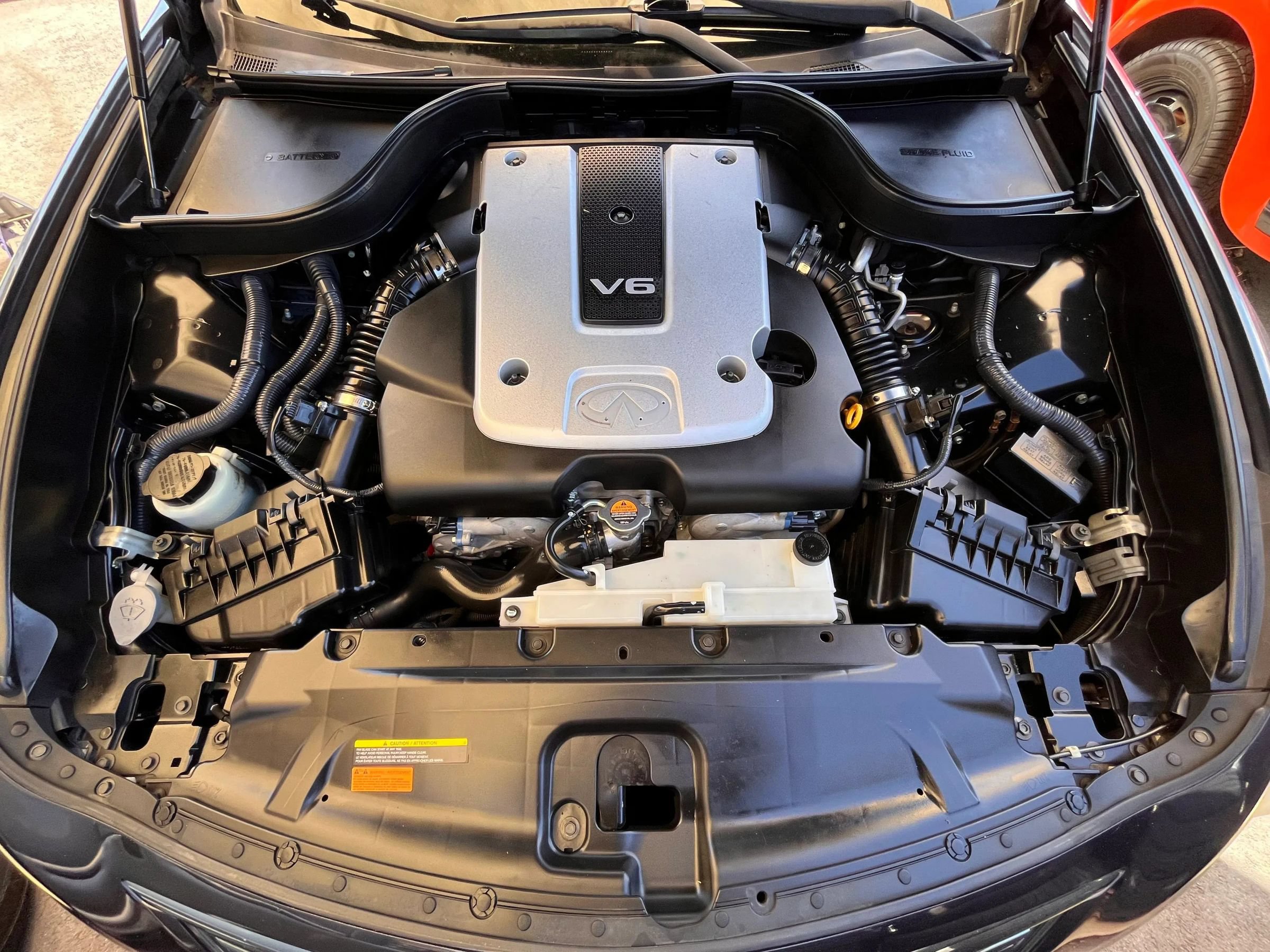 Used 2012 INFINITI G25 Journey RWD image 23