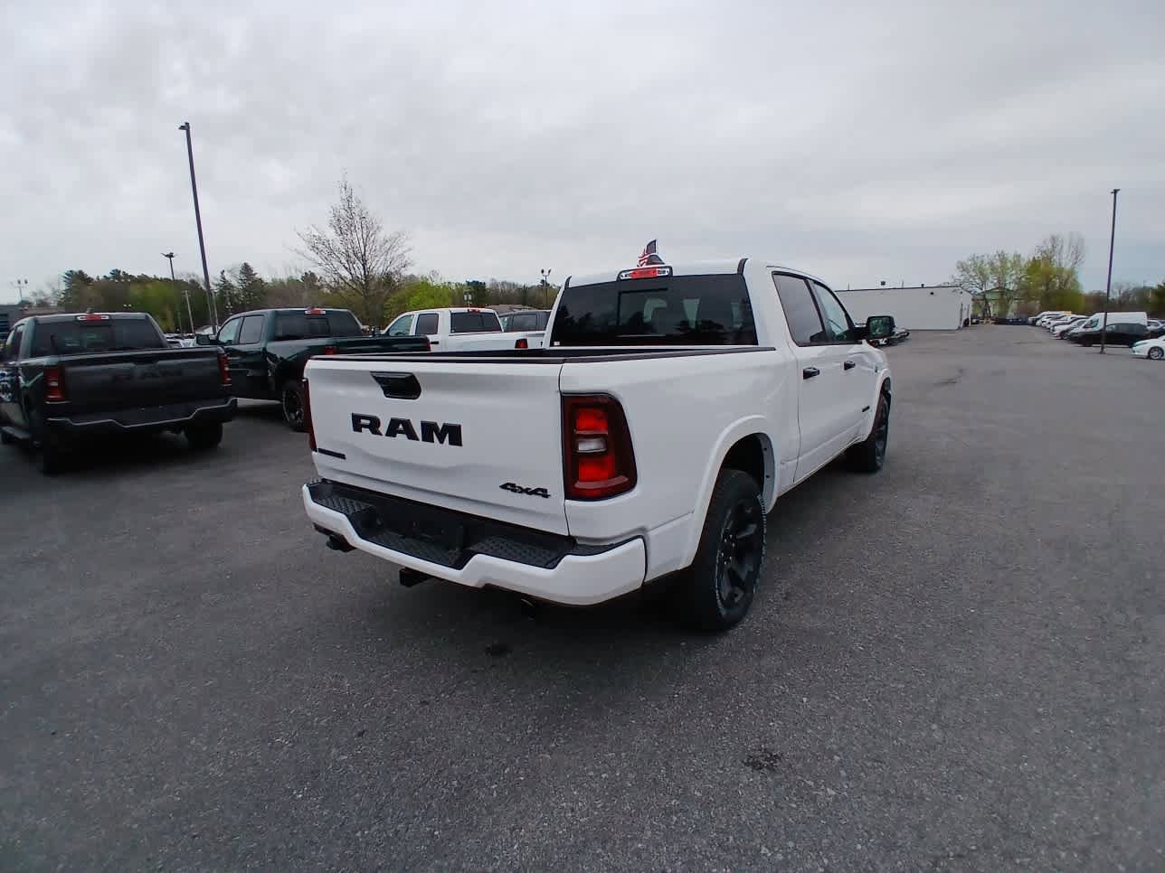 New 2026 RAM 1500 Big Horn w/ Night Edition AWD/4WD image 4
