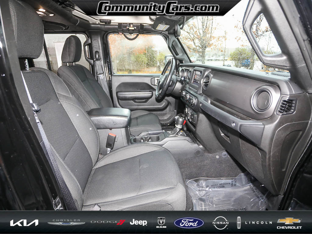 Used 2021 Jeep Gladiator Sport image 22