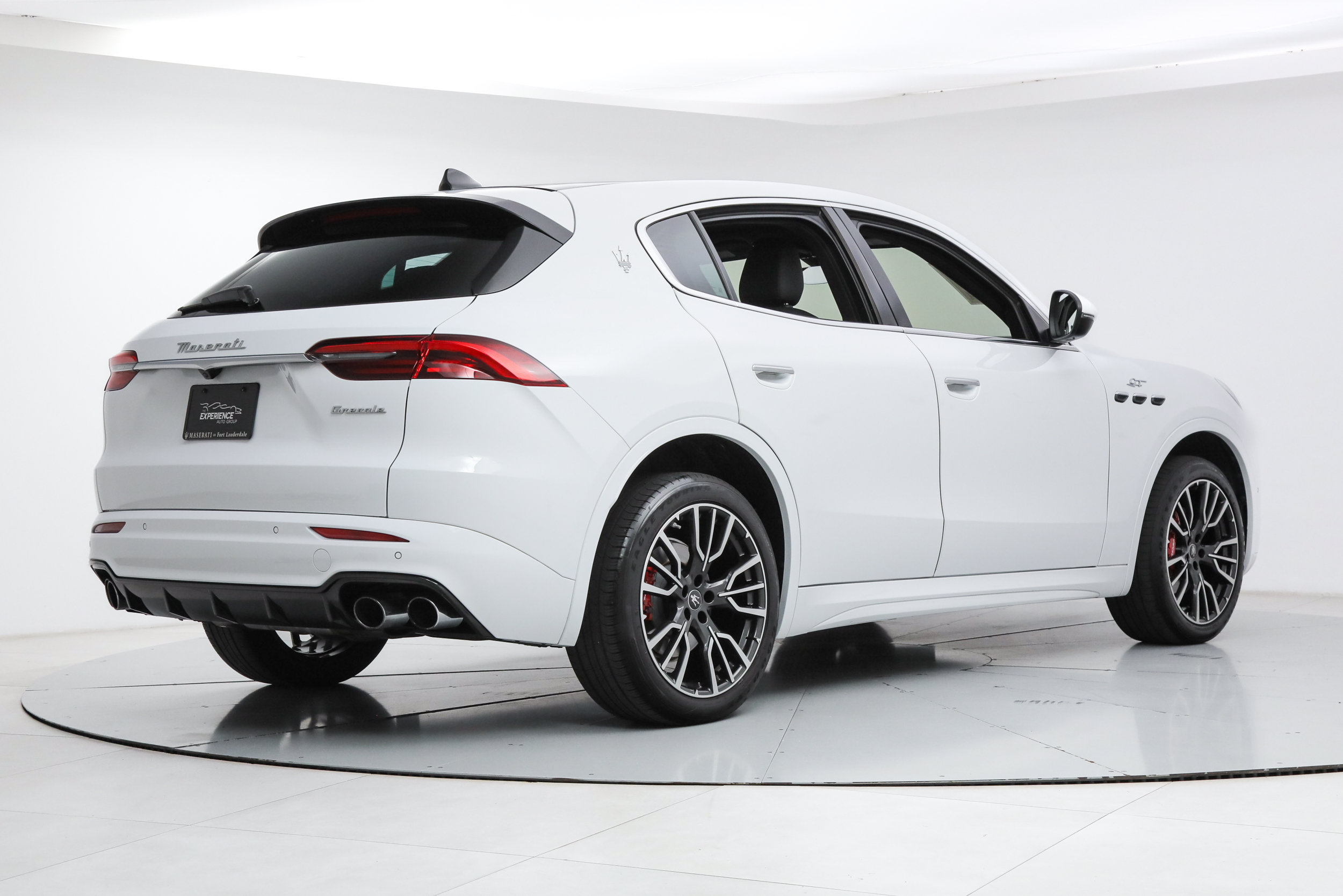 Used 2023 Maserati Grecale GT AWD/4WD image 5
